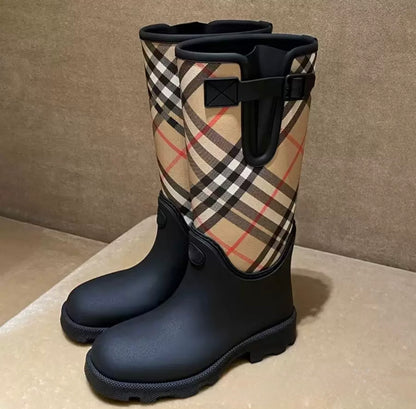 Berry BOOTS